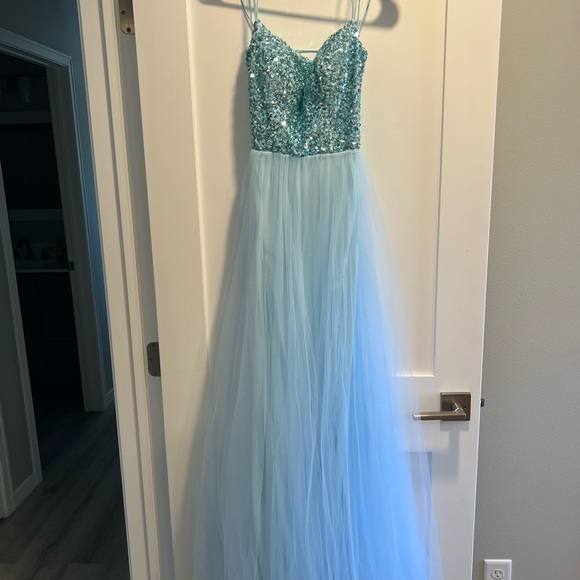 Windsor Light Blue Sequin Prom Dress - Picture 1 of 1
